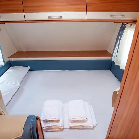 Armenistis & Κάμπινγκ