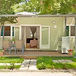 Armenistis Mediterranean Camping Village Camping