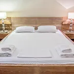 Armenistis Mediterranean Camping Village Sarti