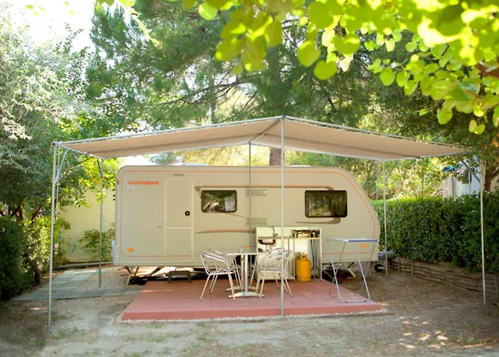 营地 Armenistis Mediterranean Camping Village 萨尔蒂