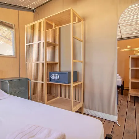 Armenistis & * Sarti