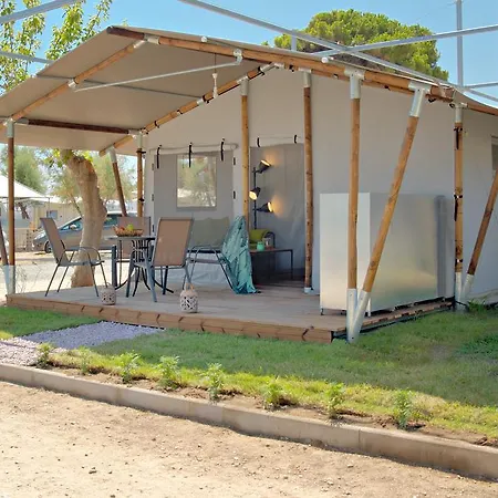 Kamp alanı Armenistis & Sarti