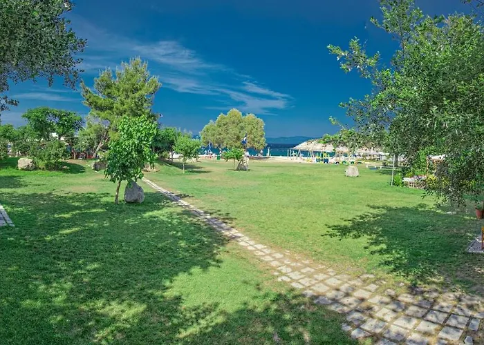 Armenistis Mediterranean Camping Village