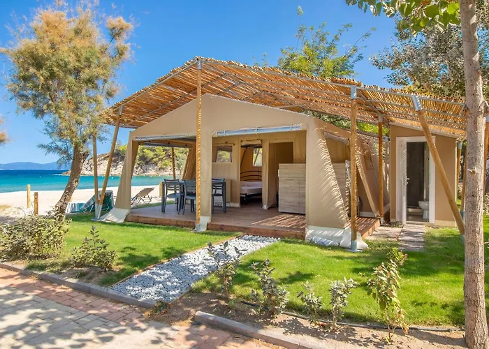 Armenistis Mediterranean Camping Village Kemp Sarti