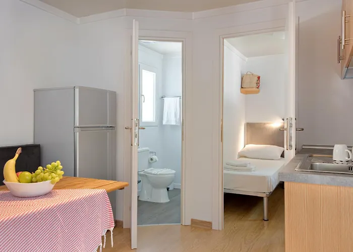 Armenistis Mediterranean Camping Village Sarti